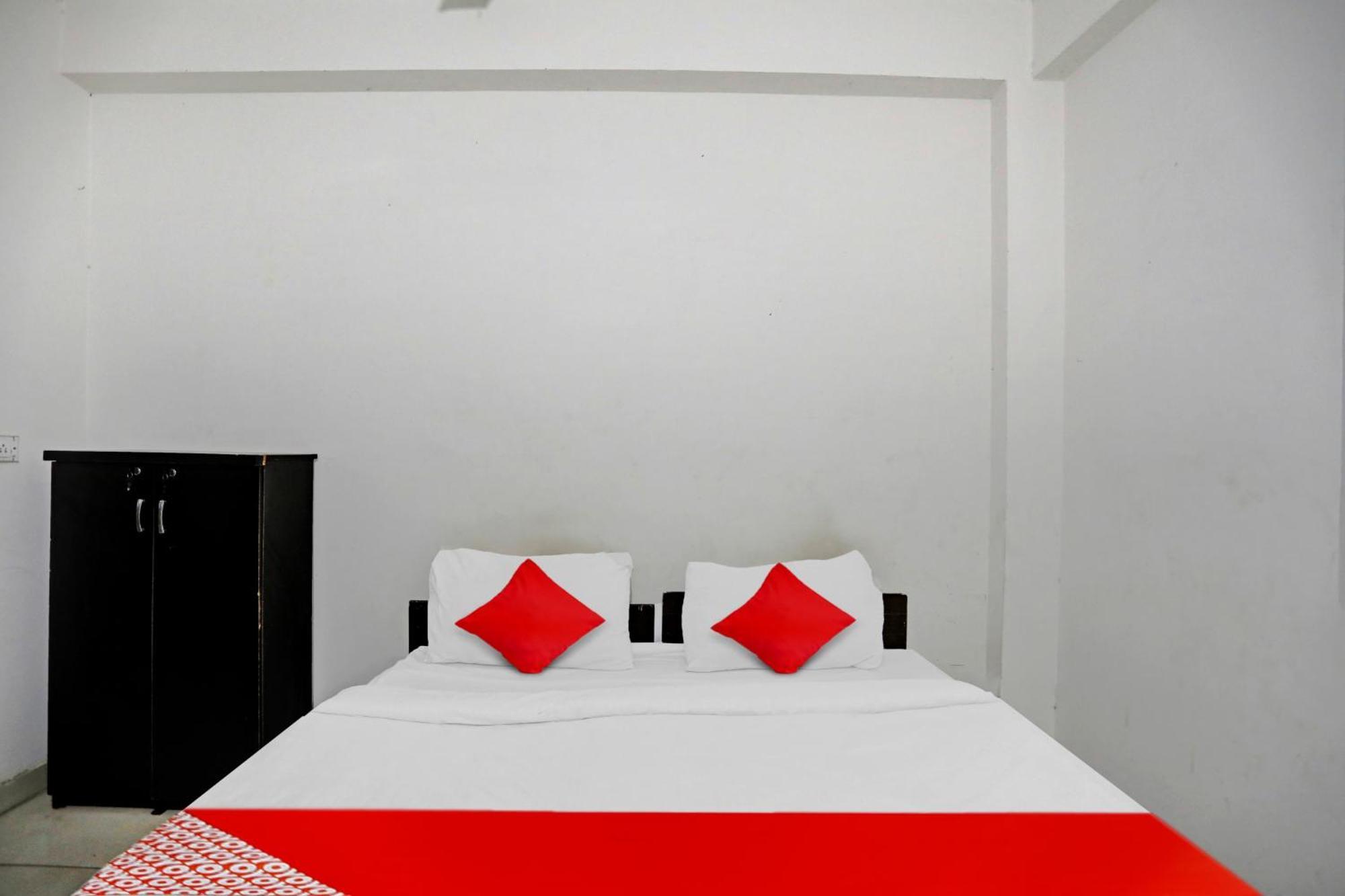 Hotel O Vrinda Residency Noida Extérieur photo