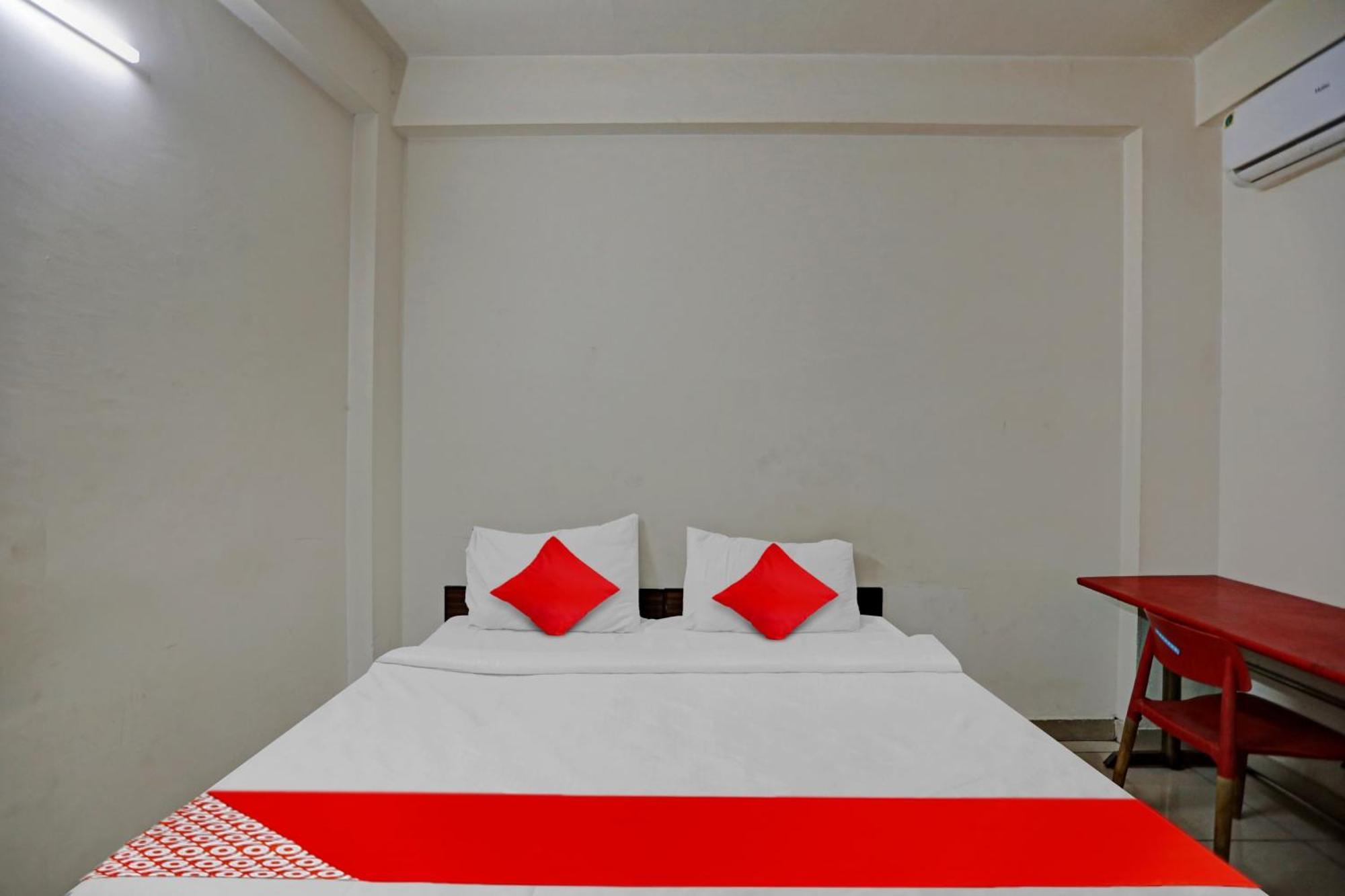 Hotel O Vrinda Residency Noida Extérieur photo