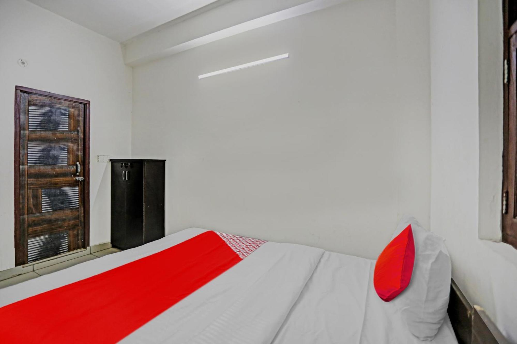 Hotel O Vrinda Residency Noida Extérieur photo